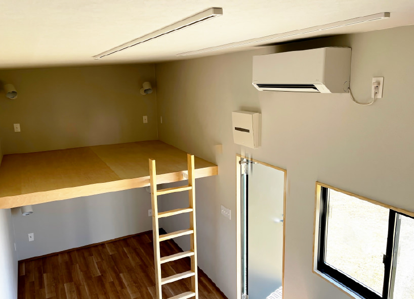トレーラーハウス内観