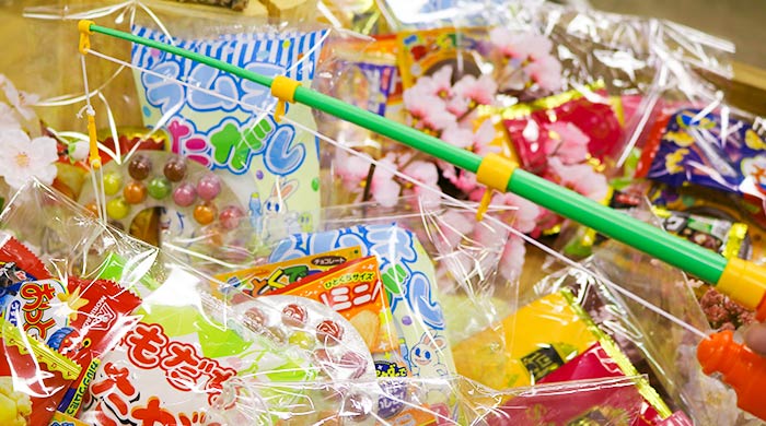 土日祝日限定！ワクワクお菓子釣り